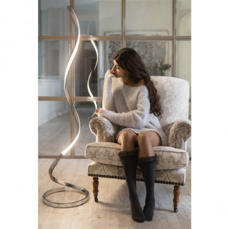 Lampadaire Nur Line de Mantra 20W photo d'ambiance | Aiure