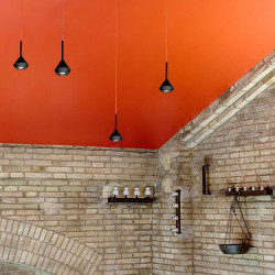 Plusieurs lampes Spin d'Arkoslight au plafond | Aiure