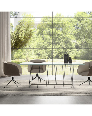 Mesa de comedor de diseño Oporto en un salón | Aiure