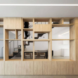 LED Downlight Fifty HO Trimless in a living room with stairs. Arkoslight | Aiure
