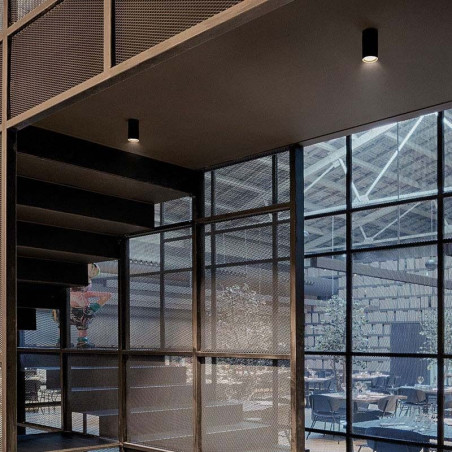 LED Top spotlight by Arkoslight illuminated | Aiure