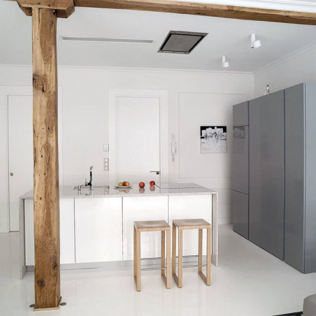 Zen Tube Surface projecteur intérieur à LED installé dans une cuisine Arkoslight | Aiure