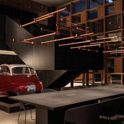 Varias lámparas de techo empotrables de Art de Arkoslight iluminadas | Aiure
