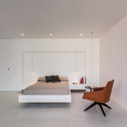 Ceiling lamp Alaska illuminating a bedroom | Aiure