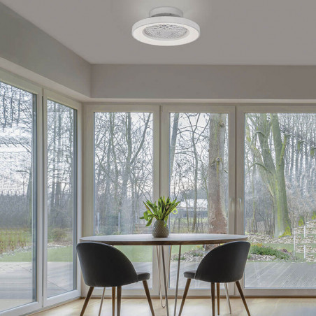 Ventilateur de plafond blanc Tibet Mini de Mantra dans un salon| Aiure