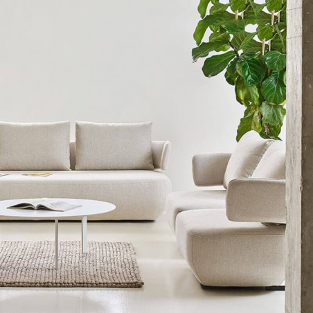 Canapé design Levitt de Viccarbe dans un salon - 152 y 184cm| Aiure