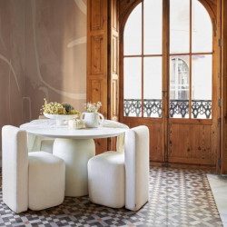 Season outdoor design chair by Viccarbe white colour in a restaurante| Aiure