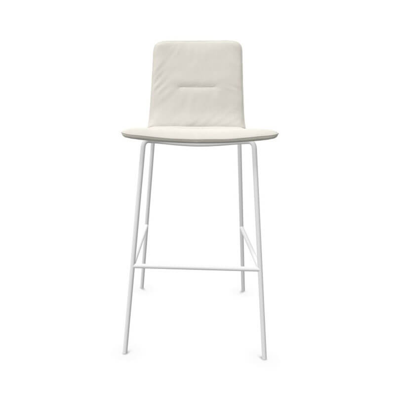Tabouret design rembourré Klip de Viccarbe couleur crème, base blanche| Aiure